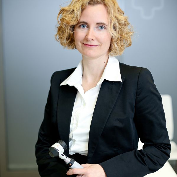 Simona Senegačnik